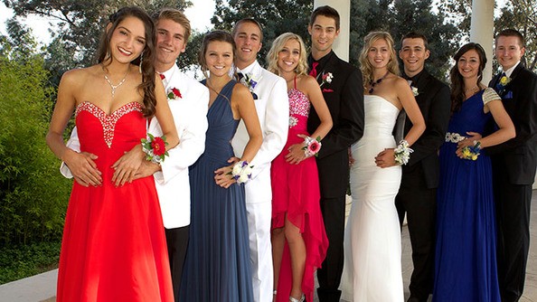 Prom Passengers of Elite Limousine Service